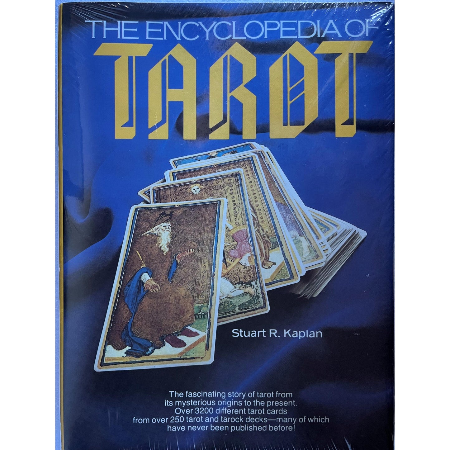 Encyclopedia of Tarot, Volume I
